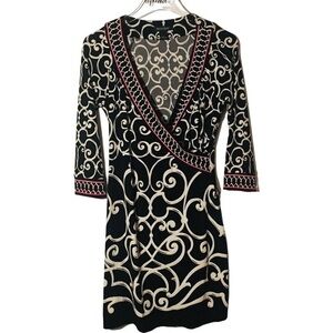 White House Black Market Wrap Black Cream V Neck Dress Size Small